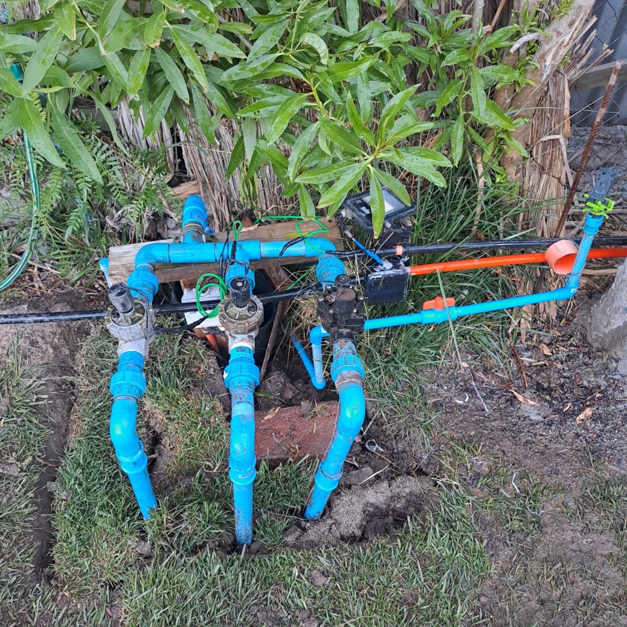 Manifold de riego automatico en terreno